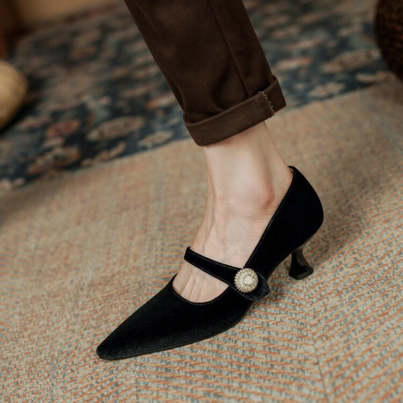 Şarap Kırmızısı Sivri Burun Ma - Womens Heels incelemesi ve fiyatı